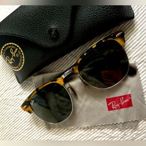 Ray-Ban Sunglasses Clubmaster in Tortoise